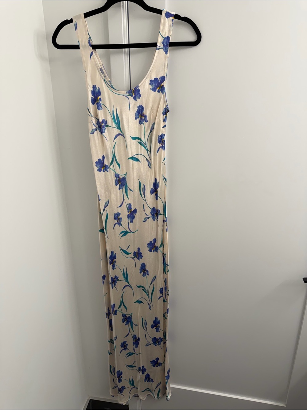 Rumored Market Maxi Dress in Sleeping Lily